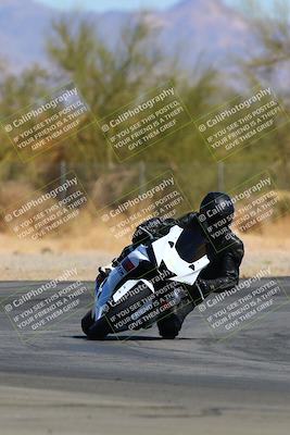 media/Mar-12-2022-SoCal Trackdays (Sat) [[152081554b]]/Turn 2 (1145am)/